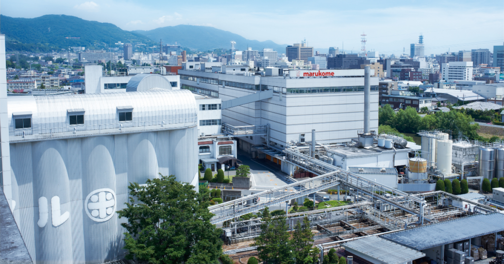 「最新版が分からない」を解消。Wordの属人管理から、クラウドの一元管理へ